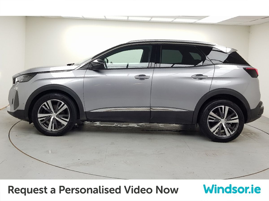 2023 Peugeot 3008 - image 5