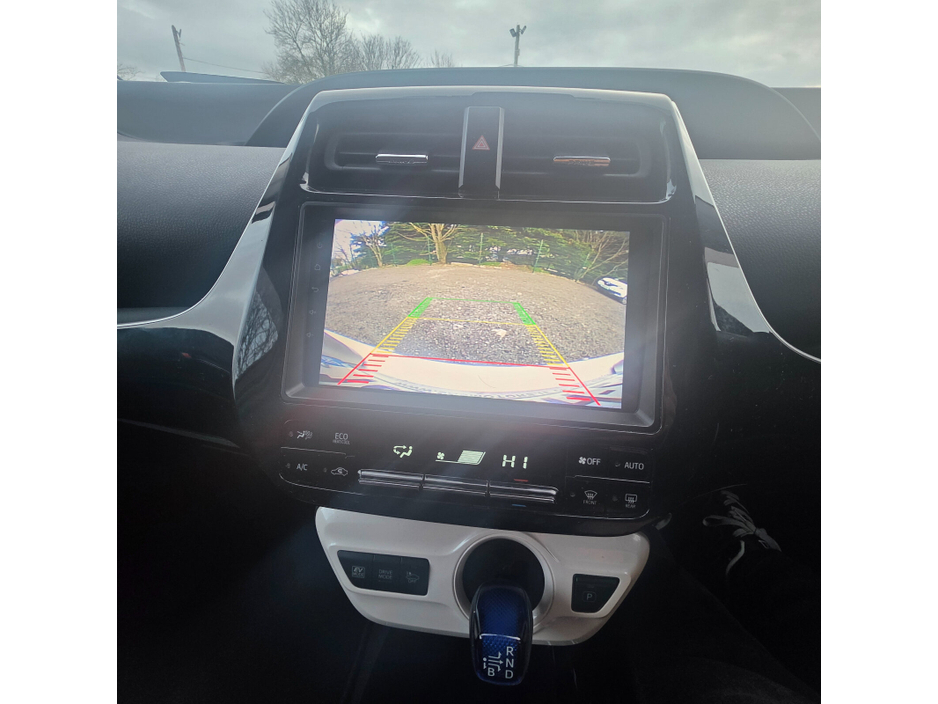 2018 Toyota Prius - image 22