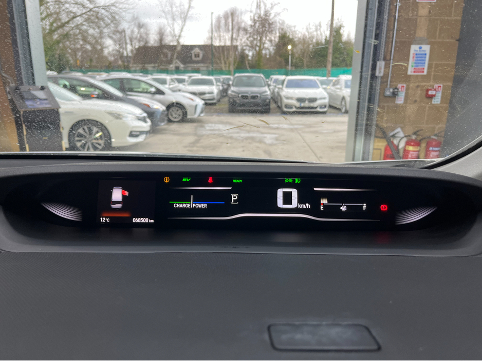 2021 Honda Stepwagon - image 22