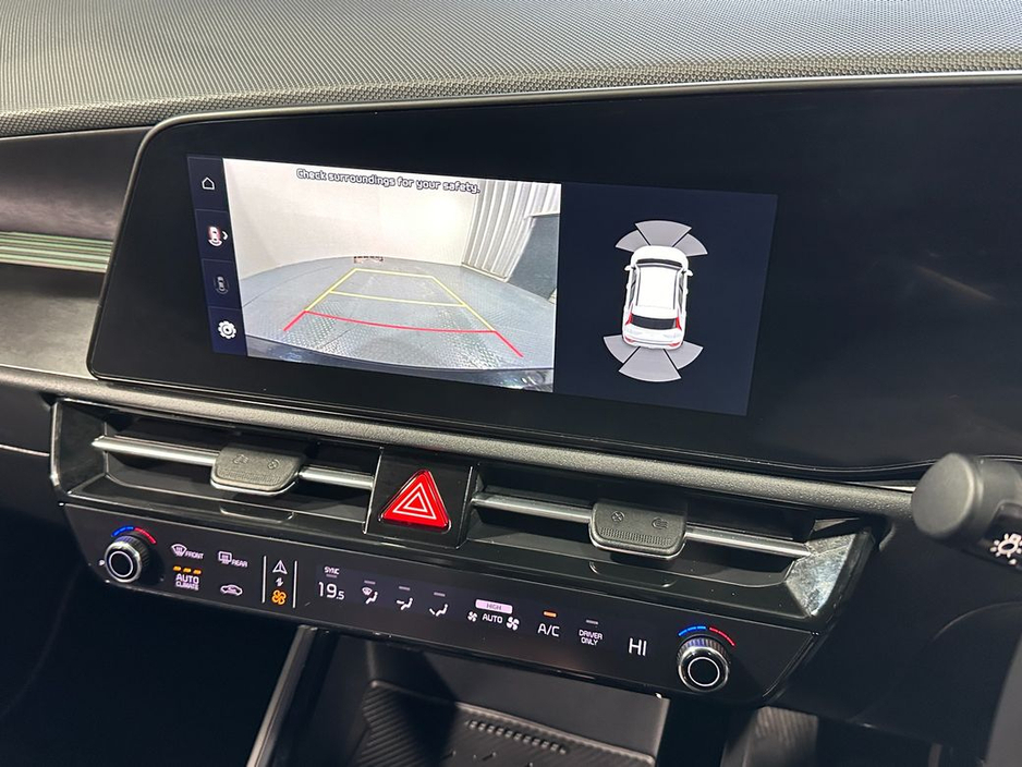 2023 Kia Niro - image 20