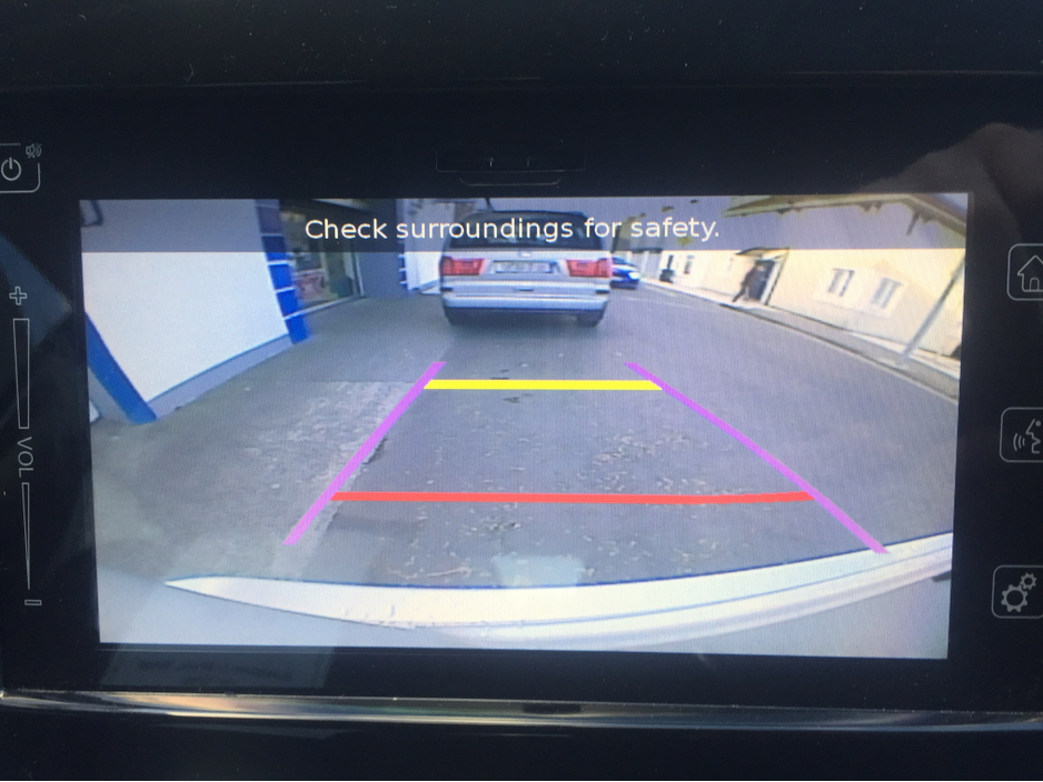 2017 Suzuki Vitara - image 7