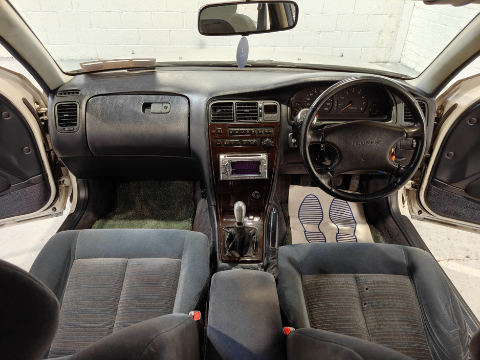 1993 Toyota Chaser - image 12