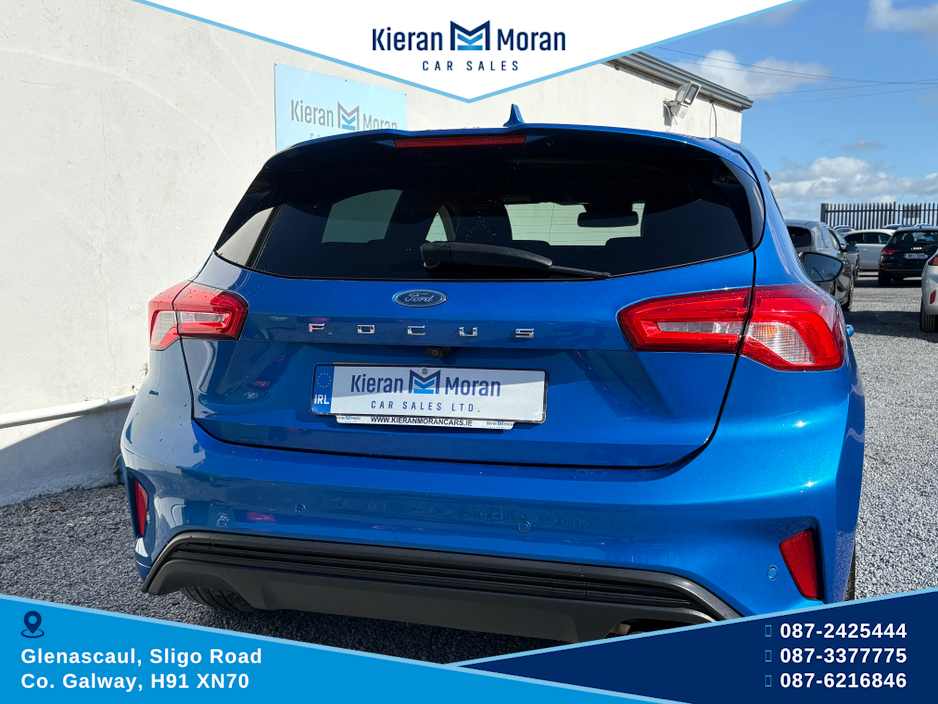 2019 Ford Focus - image 8