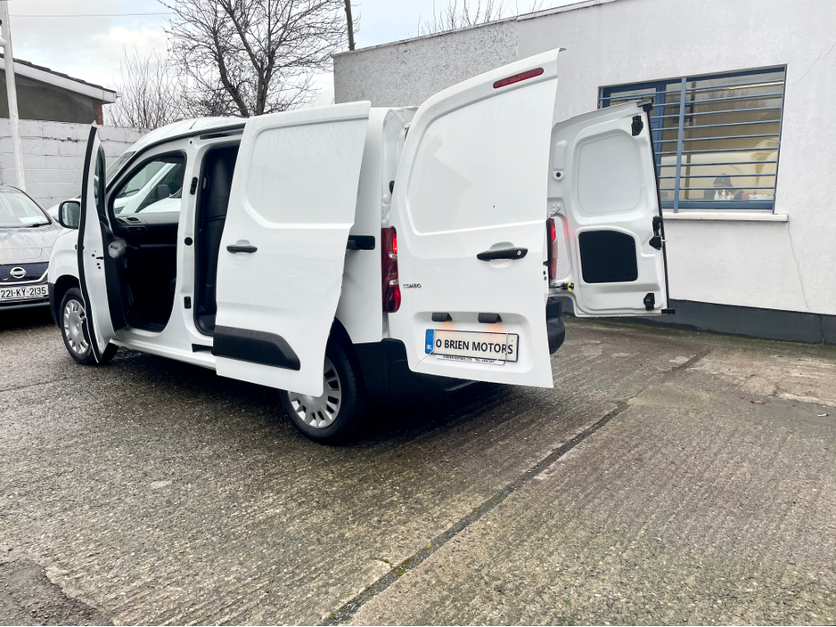 2022 Opel Combo L1H1 1.5 CDTI 100PS DIESEL 6SPEED MANUAL MY22 SWB €13,000