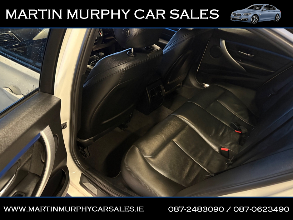 2015 BMW 3 Series - image 17