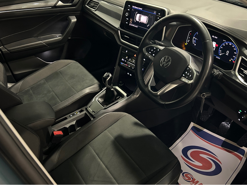 2023 Volkswagen T-Roc STYLE 2.0 TDI MANUAL 6SPEED FWD 116HP €29,950