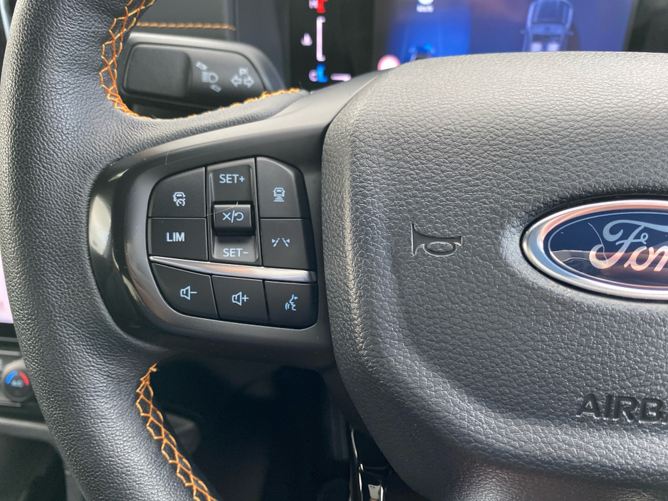 2025 Ford Ranger Wildtrak 2.0 Auto... Electric roller shutter
