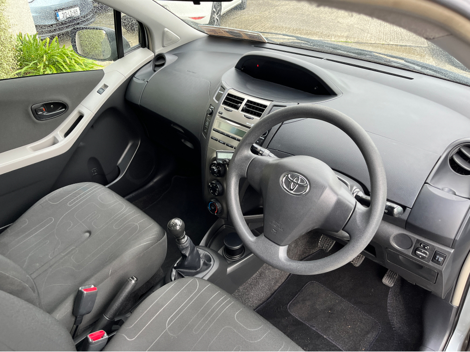 2011 Toyota Yaris 1.4 D4D DIESEL SPORT //LOW MILES// €5,950