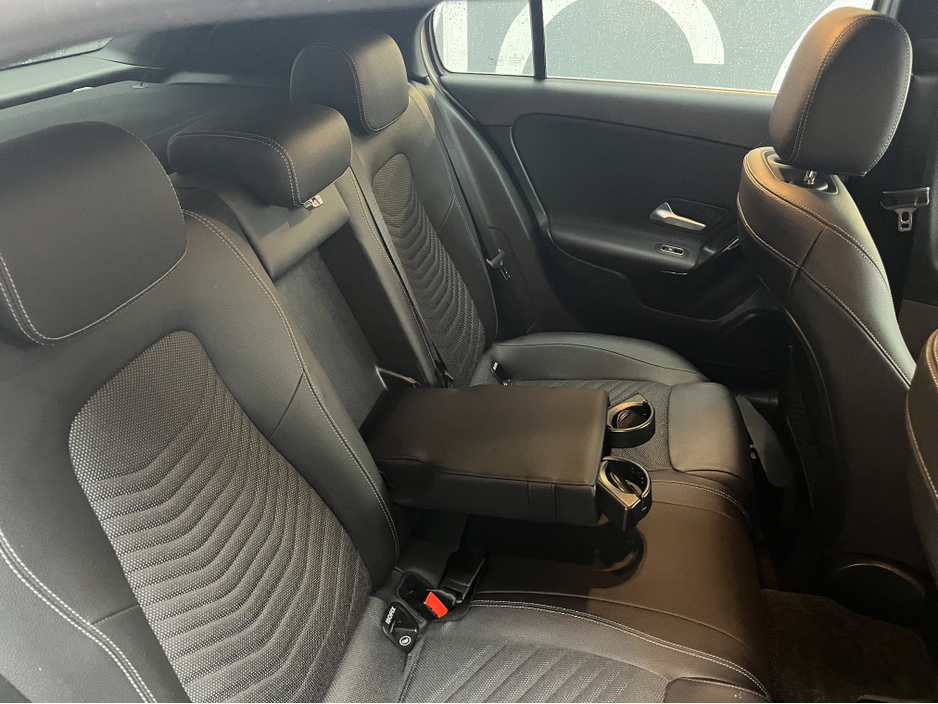 2019 Mercedes-Benz A Class €23950! 2019 MERCEDES-BENZ A200D 2.0 AUTOMATIC / CRUISE CONTROL / REVERSE CAMERA / ELECTRIC MEMORY & HEATED SEATS / PADDLE SHIFTERS AND MORE €23,950