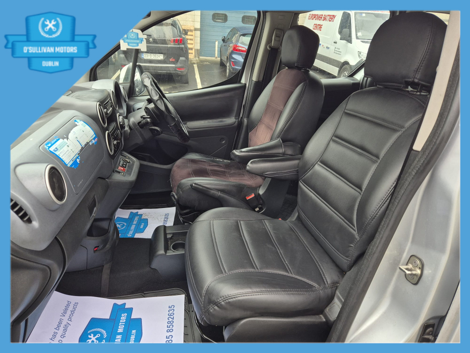 2012 Peugeot Partner - image 17