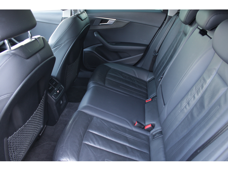 2020 Audi A4 - image 21