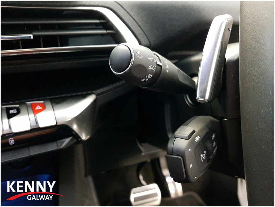 2024 Peugeot 5008 - image 26