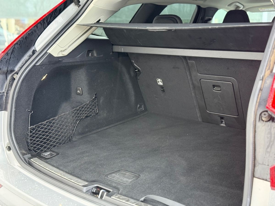 2021 Volvo XC60 B4 (197hp) AWD Inscription Momentum Auto €37,950