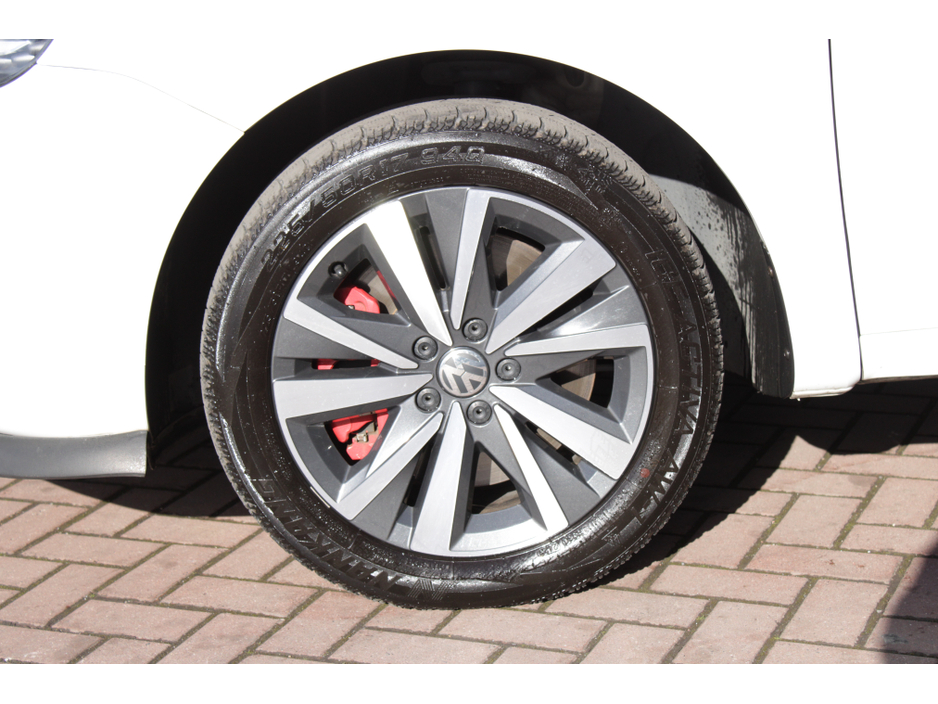 2019 Volkswagen Sharan - image 26