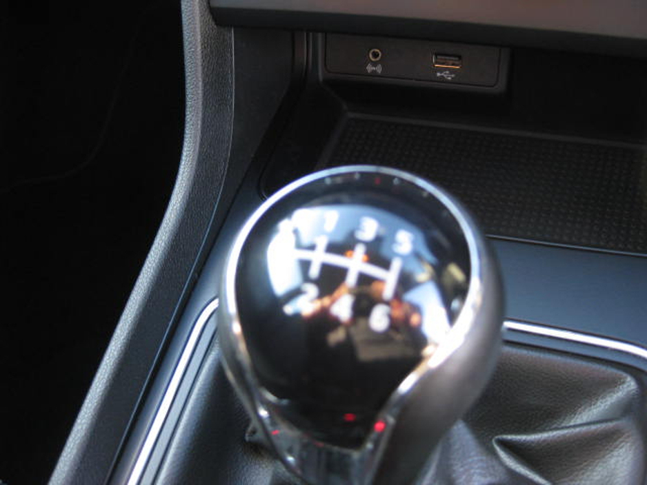 2020 SEAT Leon - image 13