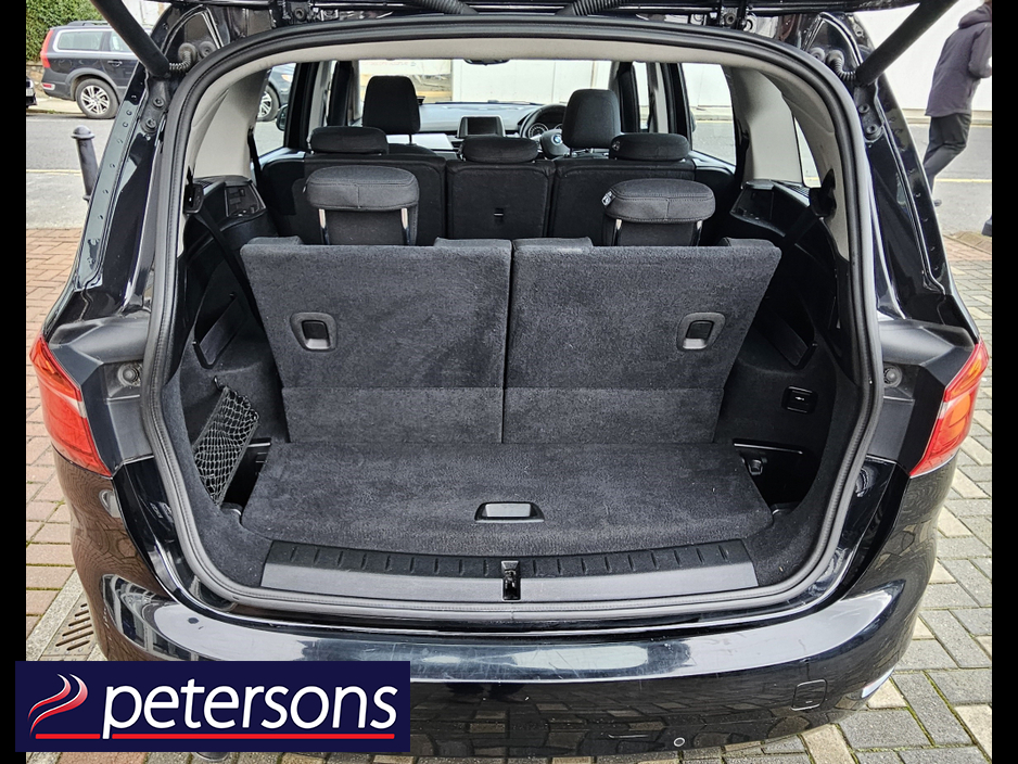 2015 BMW 2 Series - image 10