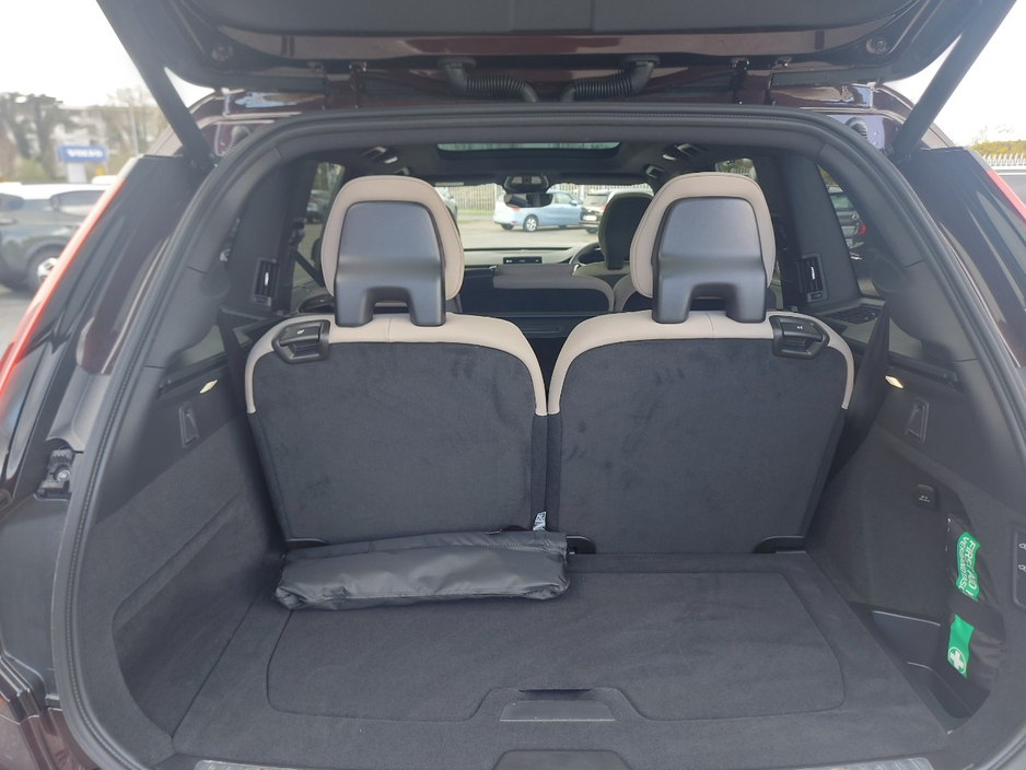 2026 Volvo XC90 - image 15