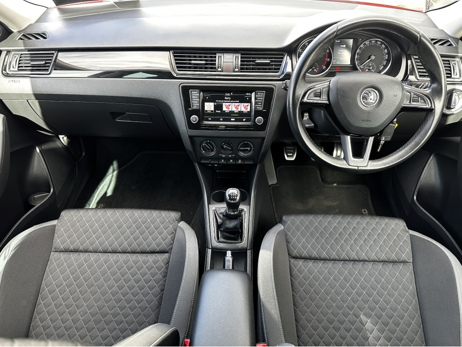 2016 Skoda Rapid - image 8