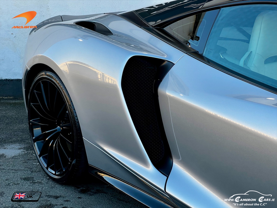 2020 McLaren GT - image 31