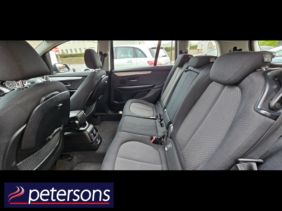 2015 BMW 2 Series - image 18