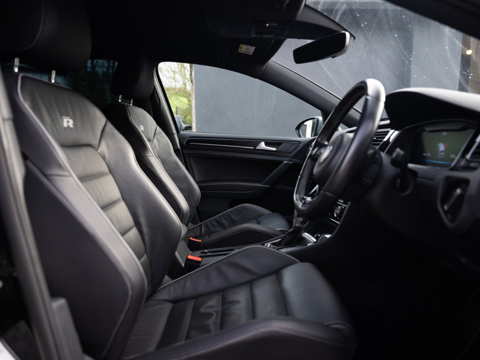 2018 Volkswagen Golf - image 20