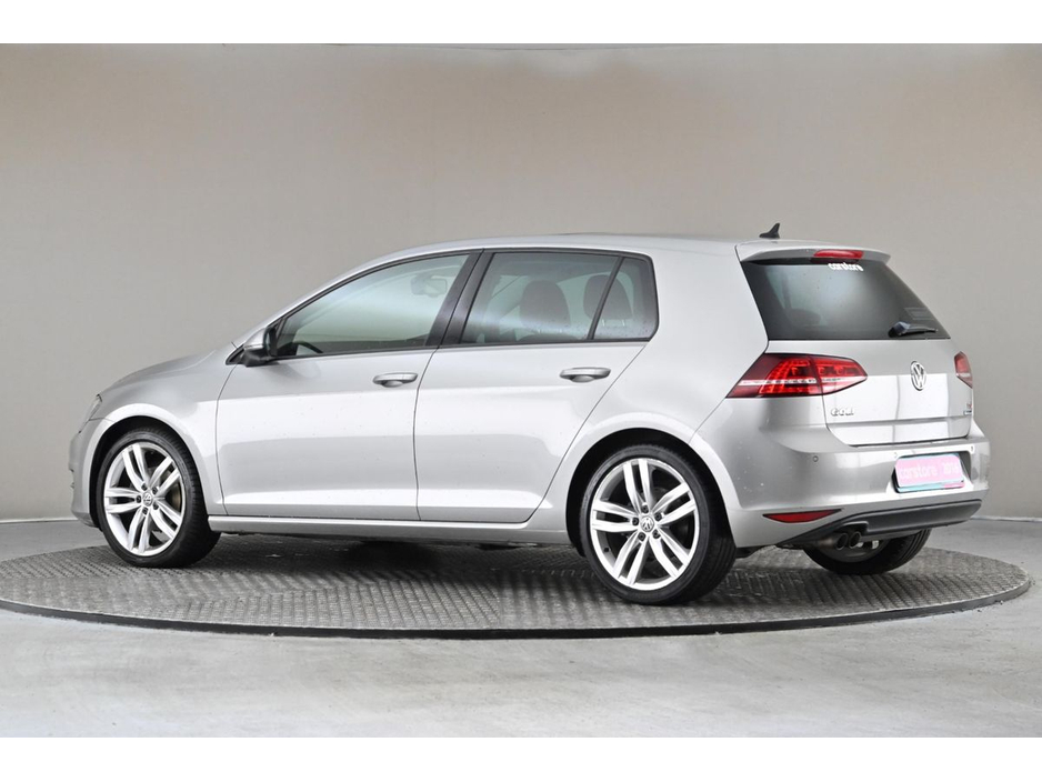2016 Volkswagen Golf - image 6