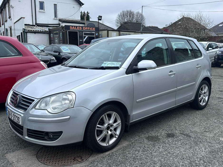 2008 Volkswagen Polo - image 2
