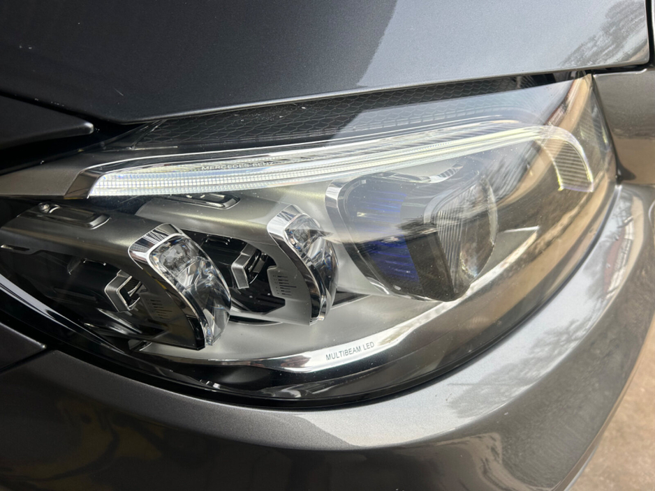 2018 Mercedes-Benz C Class - image 37