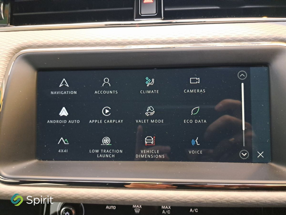 2022 Land Rover Range Rover Evoque - image 19