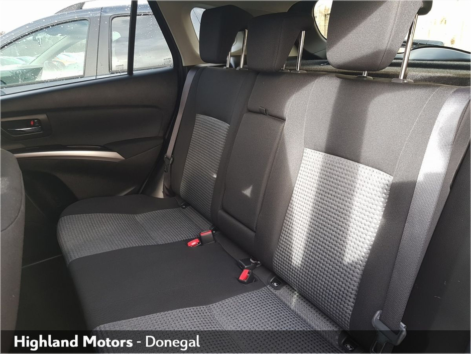 2023 Suzuki SX4 - image 13