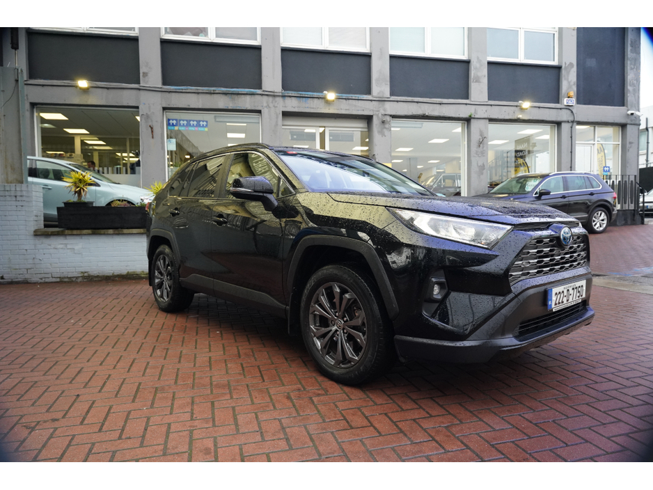2022 Toyota Rav4 - image 2