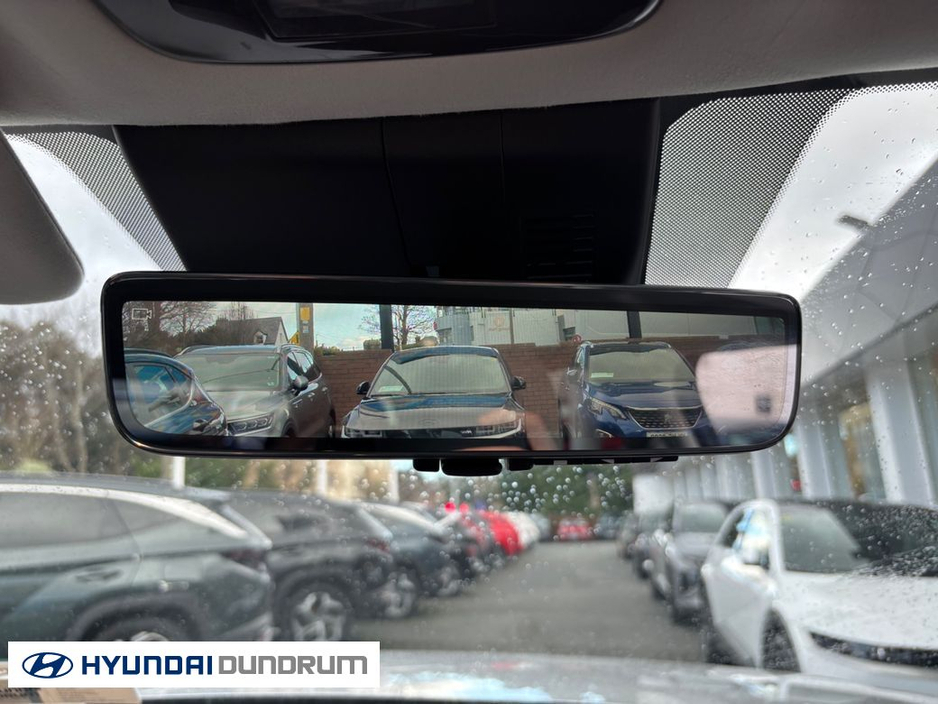 2025 Hyundai Santa Fe Phev Premium €64,950