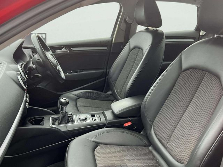 2015 Audi A3 - image 4