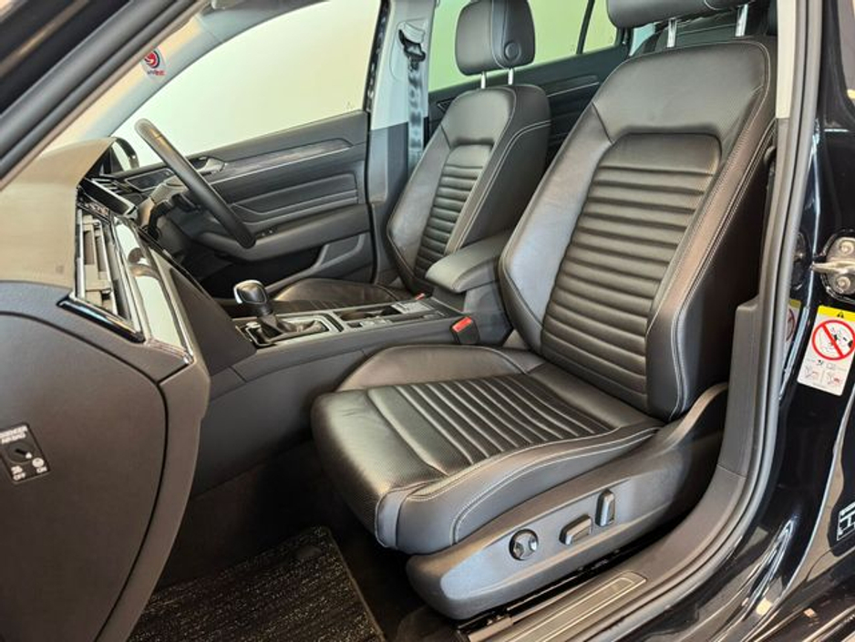 2022 Volkswagen Passat 2.0 TDI 150HP Elegance DSG €29,995