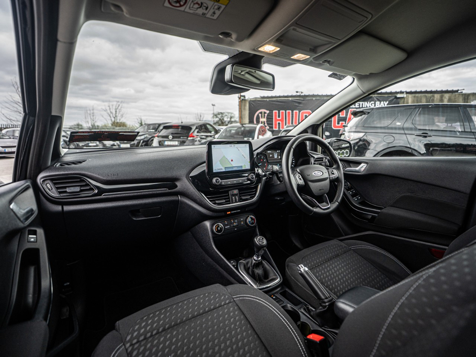 2020 Ford Fiesta - image 9