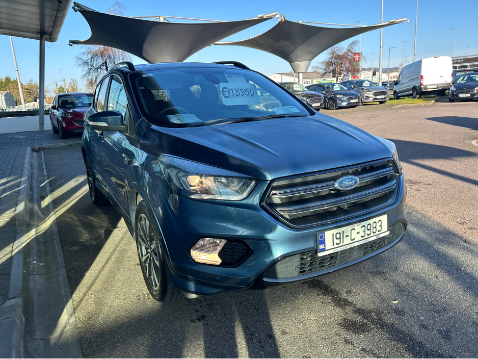 2019 Ford Kuga - image 8