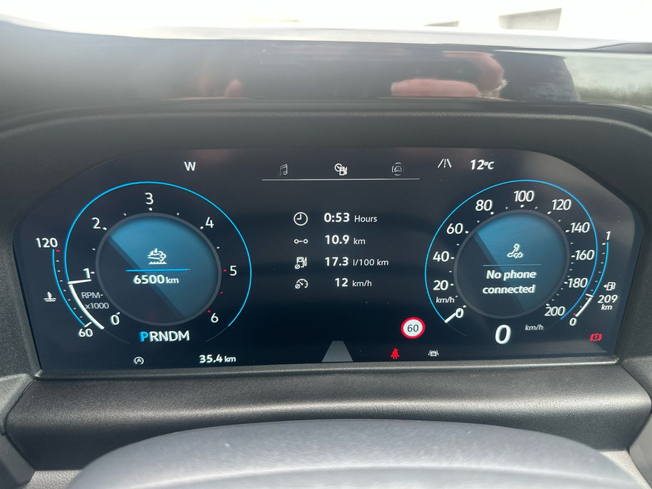 2026 Volkswagen Transporter - image 7