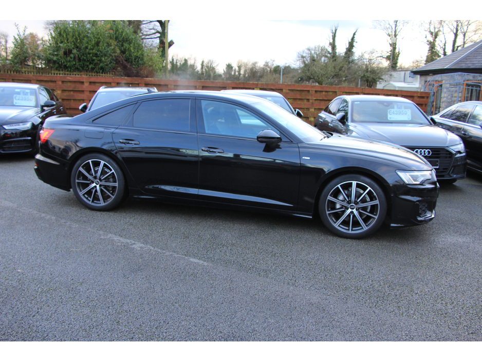 2025 Audi A6 Quattro S Line * Heads up display * B&O sound * 360 cameras €71,950