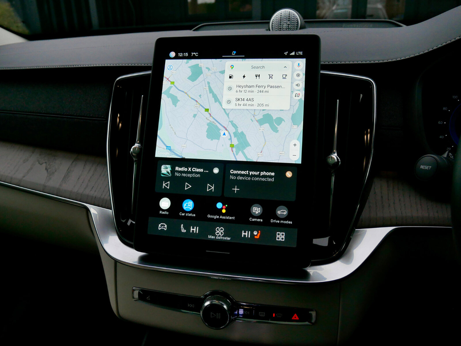 2025 Volvo XC90 T8 PHEV AWD Ultra Bright