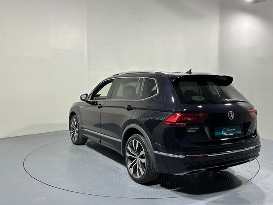 2020 Volkswagen Tiguan - image 5