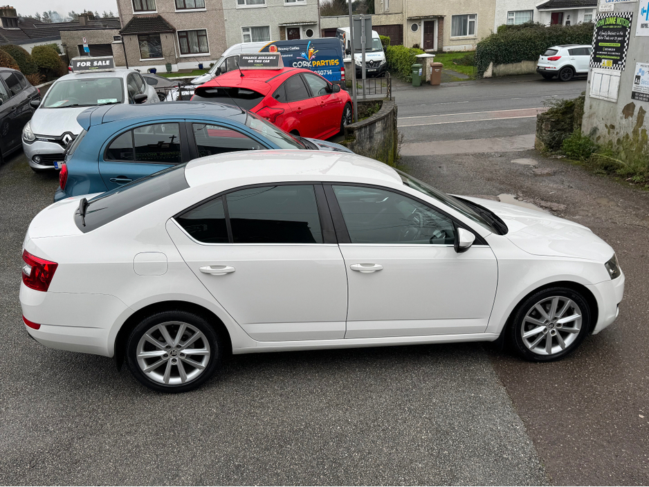 2017 Skoda Octavia STYLE 1.0 TSI 115HP 4DR €13,900