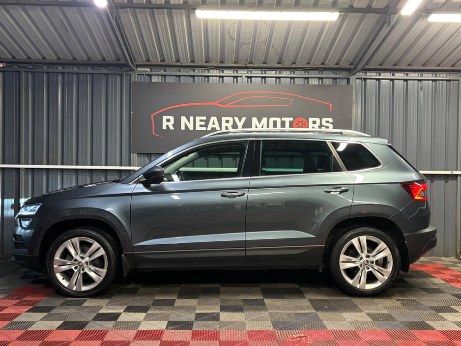 2020 Skoda Karoq - image 5