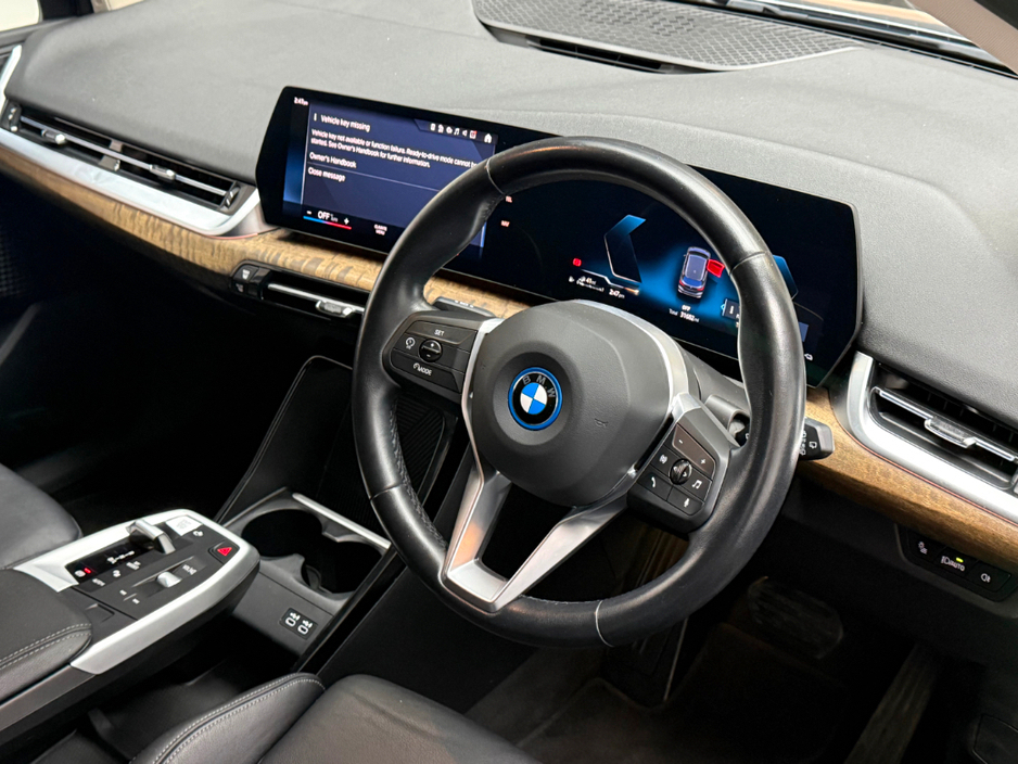 2023 BMW 2 Series - image 10