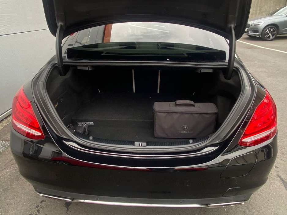 2016 Mercedes-Benz C Class - image 16