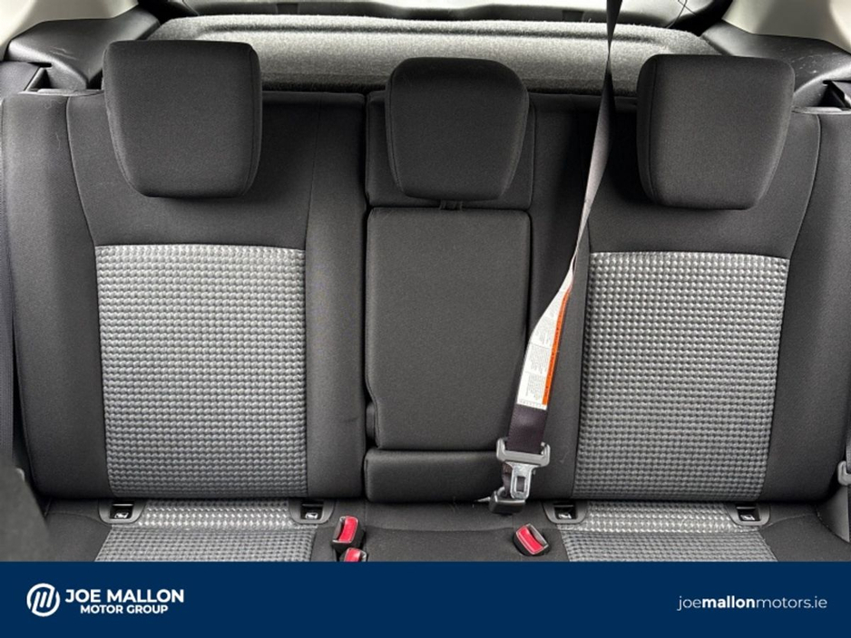 2025 Suzuki SX4 S-Cross - image 16