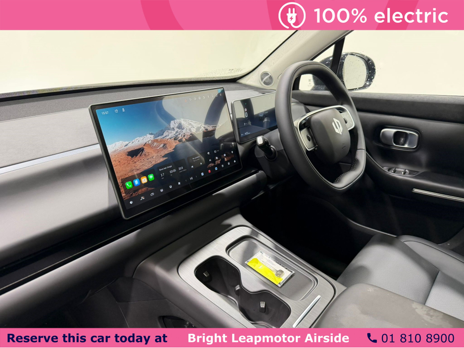 2026 Leapmotor C10 - image 17