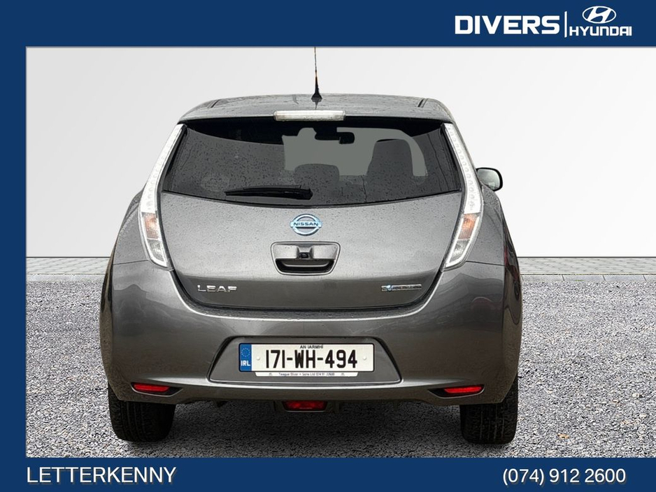 2017 Nissan Leaf - image 6