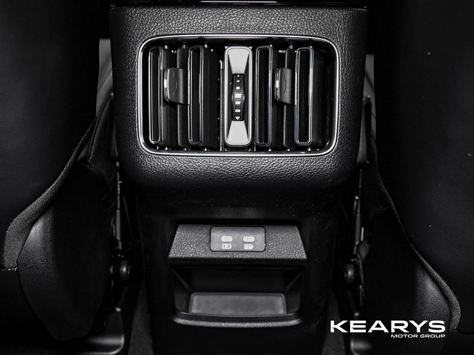 2026 BYD Seal U - image 16