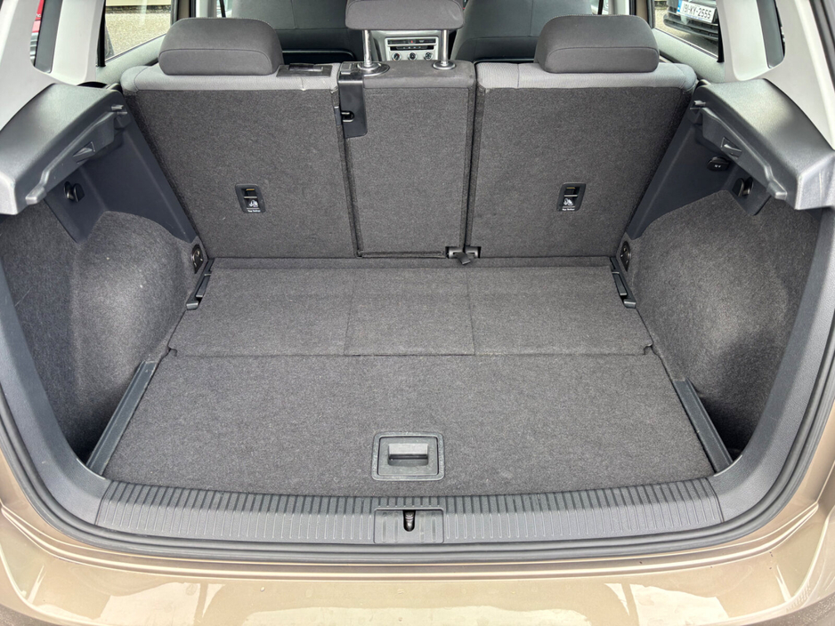 2015 Volkswagen Golf SV 1.6 TDI 110 bhp Comfortline €10,950