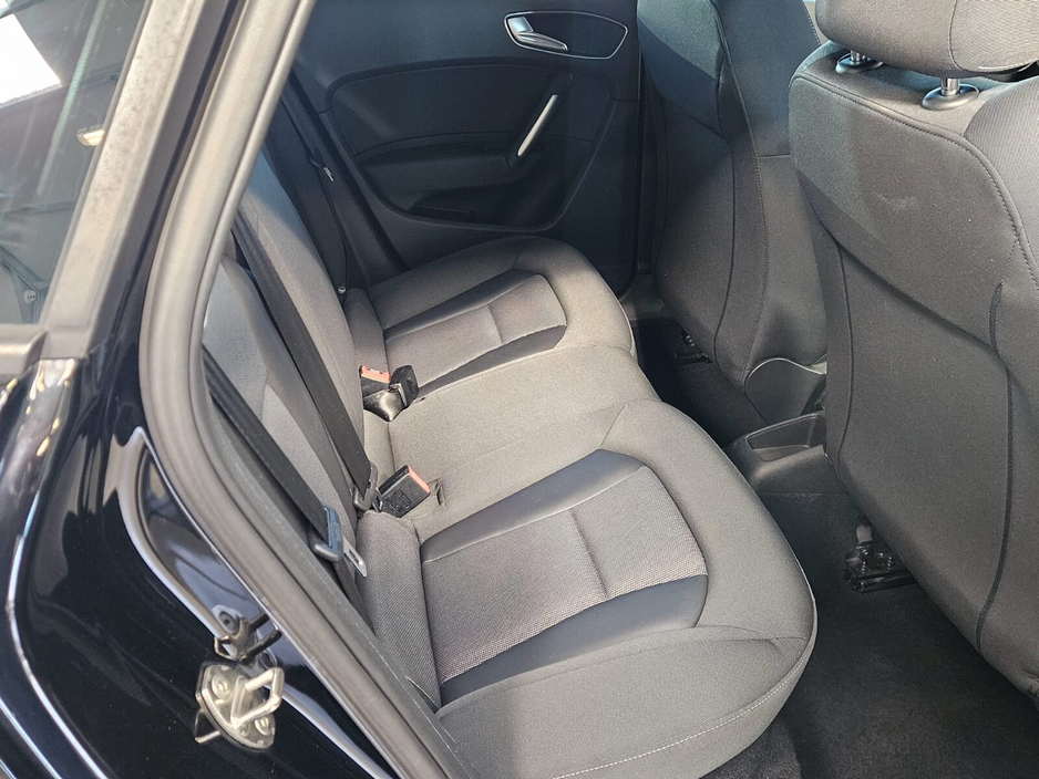 2014 Audi A1 - image 7